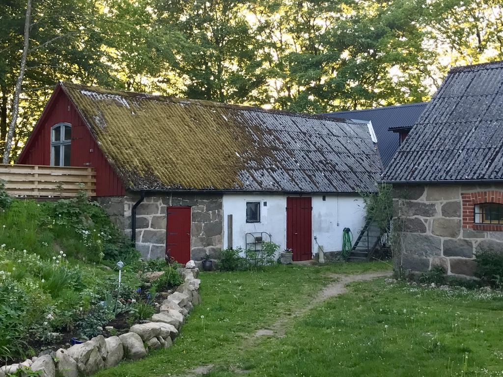 Farm Stay Happy Dogs Ranch Veberod Exterior photo